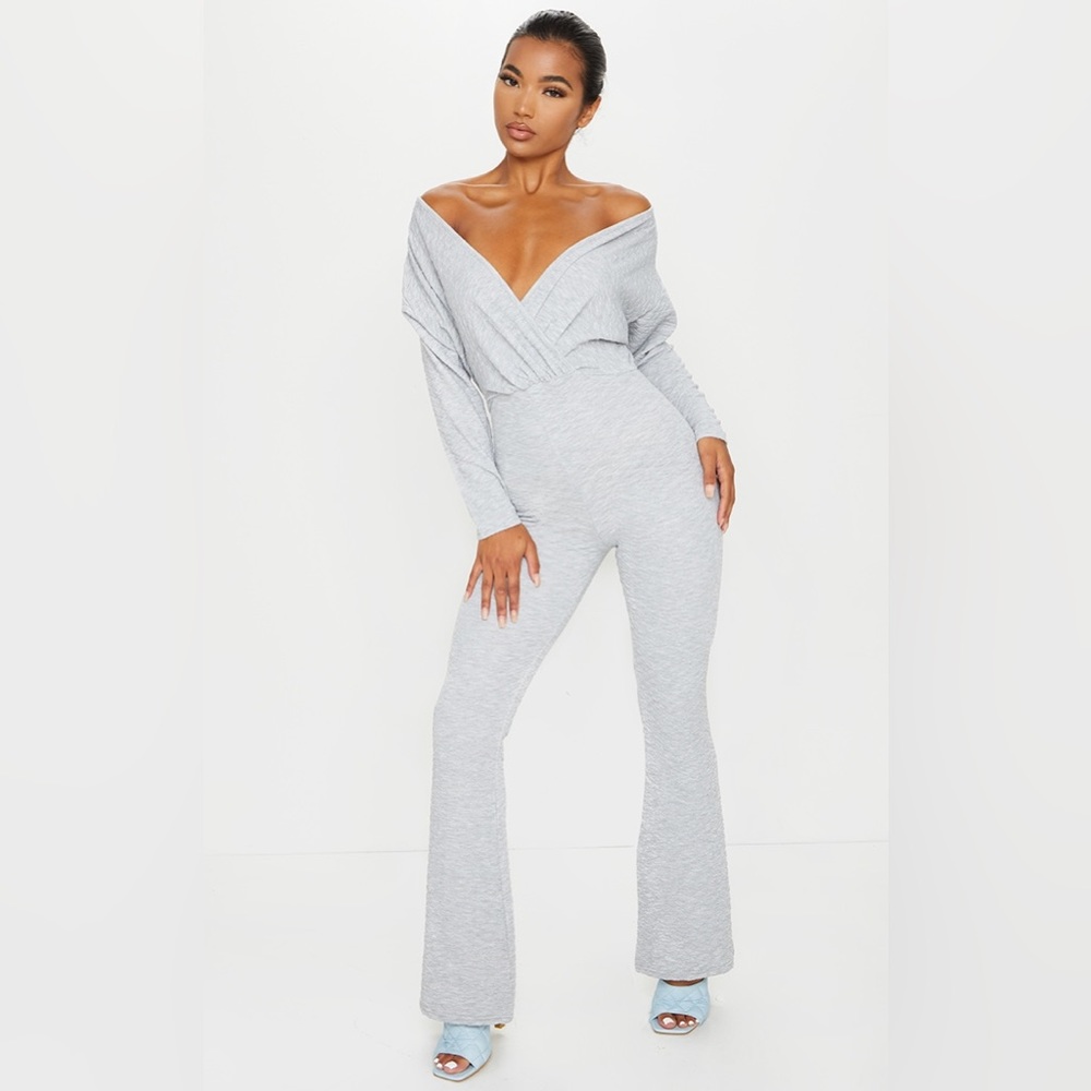 Women’s Pretty little thing grey jumpsuit in size 2